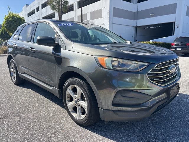 Certified 2019 Ford Edge SE image 5