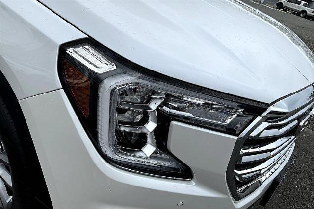 Used 2022 GMC Terrain SLT w/ Infotainment Package II image 32