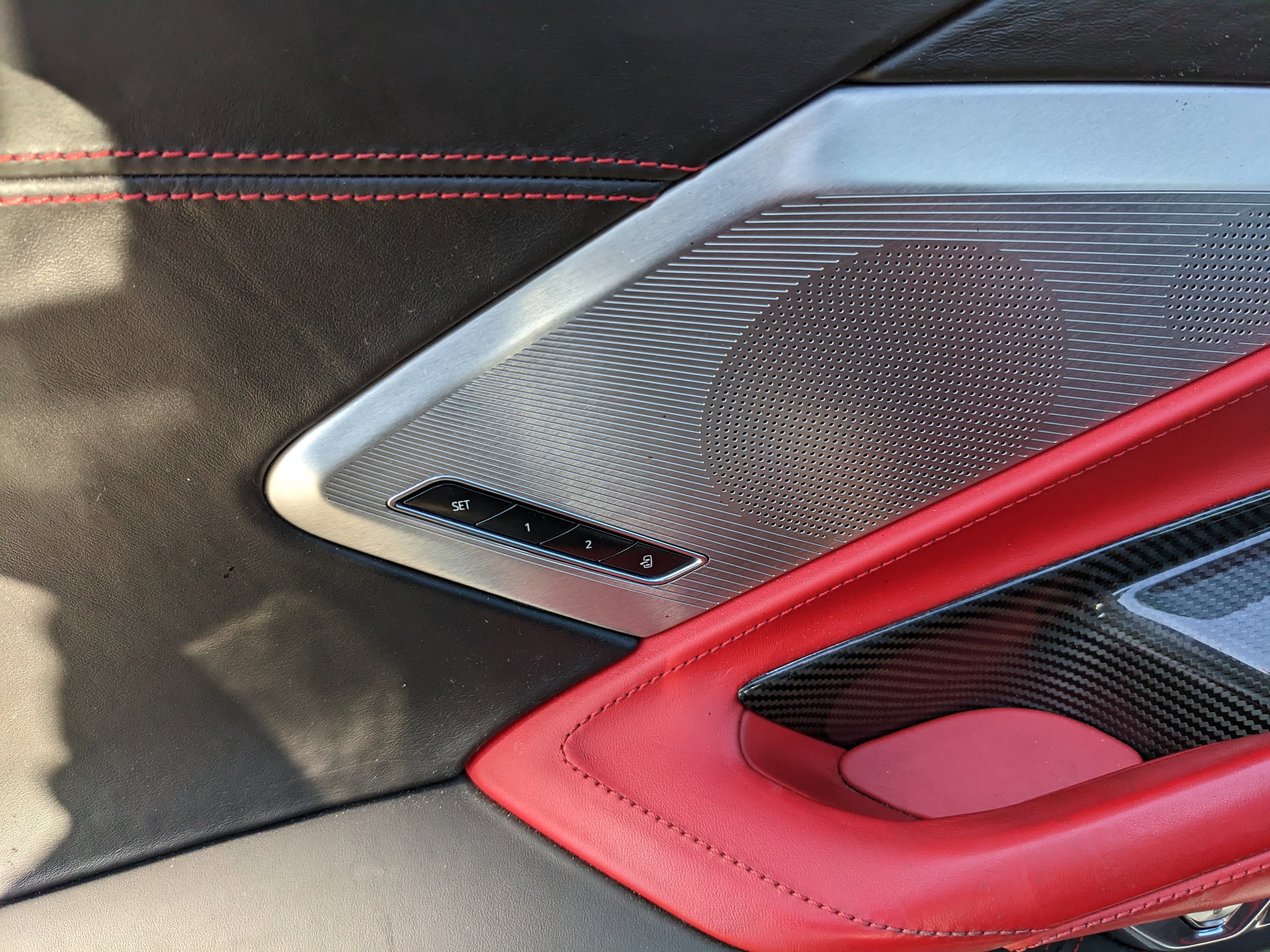 Used 2020 Chevrolet Corvette Stingray Premium Cpe w/ 3LT Preferred Equipment Group image 17