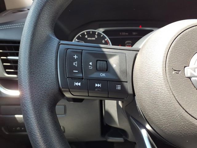 Used 2023 Nissan Rogue S AWD/4WD image 15