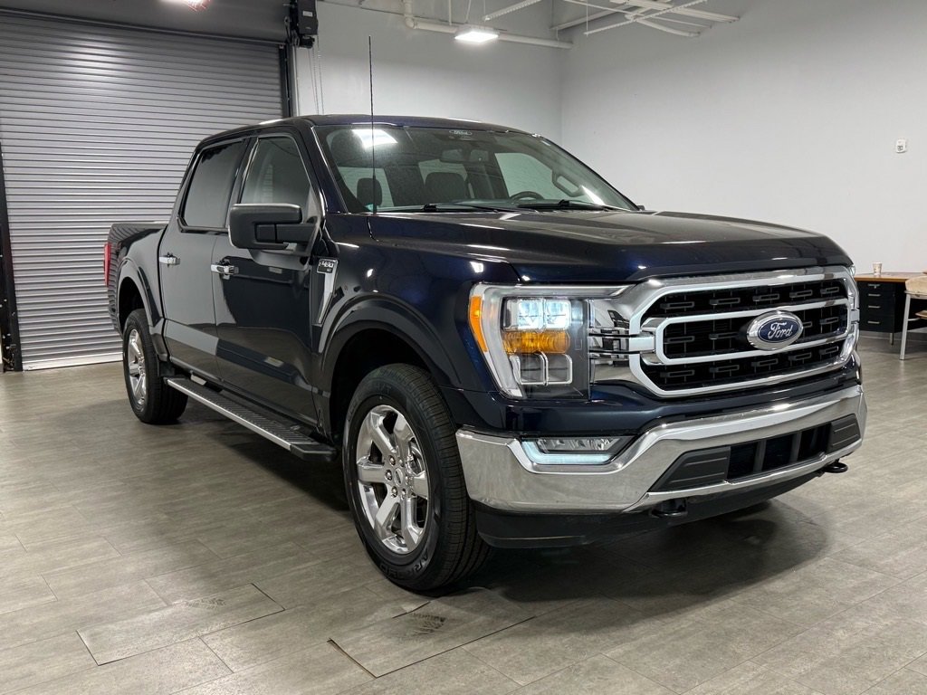 Certified 2022 Ford F150 XLT w/ Equipment Group 302A High image 2