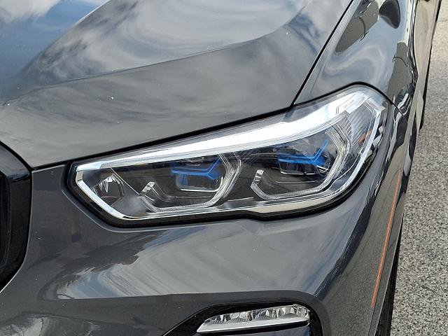 Used 2021 BMW X5 M50i w/ Executive Package image 9