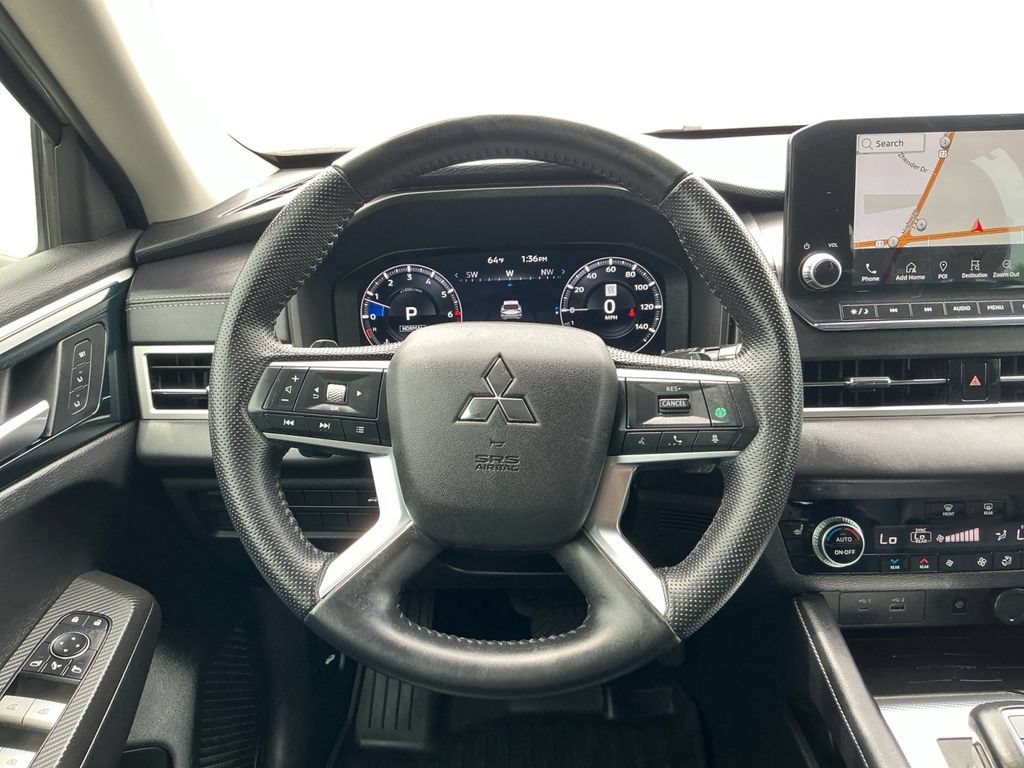 Used 2023 Mitsubishi Outlander SEL FWD image 18