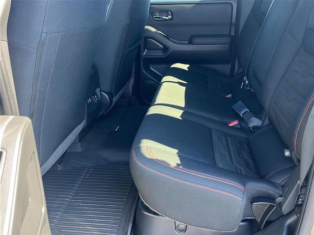 Used 2023 Nissan Frontier PRO-4X w/ Pro Convenience Package AWD/4WD image 17
