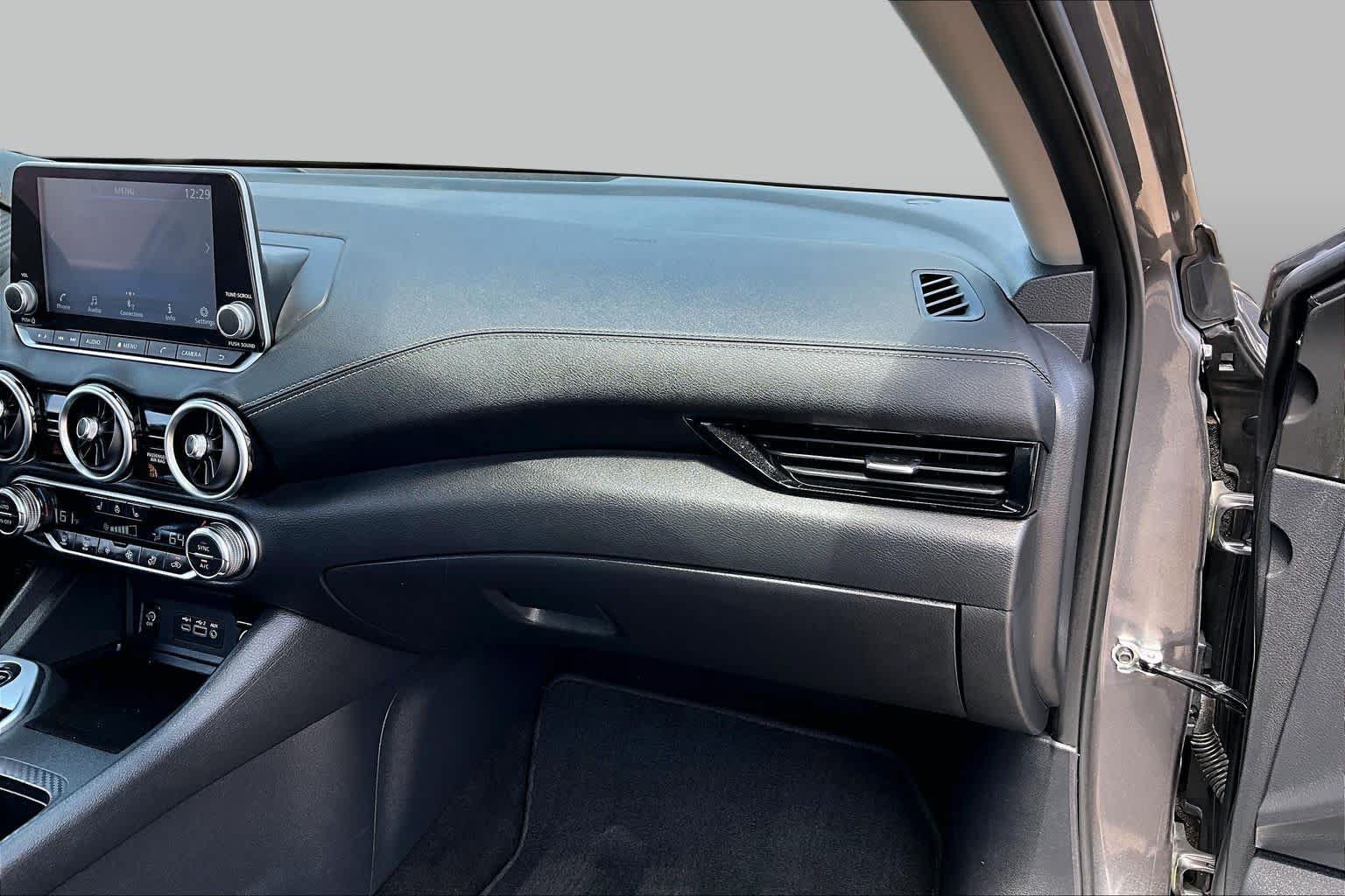 Used 2024 Nissan Sentra SV w/ All-Weather Package FWD image 18