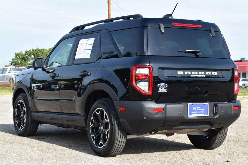 Certified 2025 Ford Bronco Sport Outer Banks w/ Outer Banks Tech Package+ AWD/4WD image 10