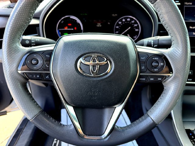 Used 2020 Toyota Avalon Limited w/ Advanced Safety Package FWD image 12