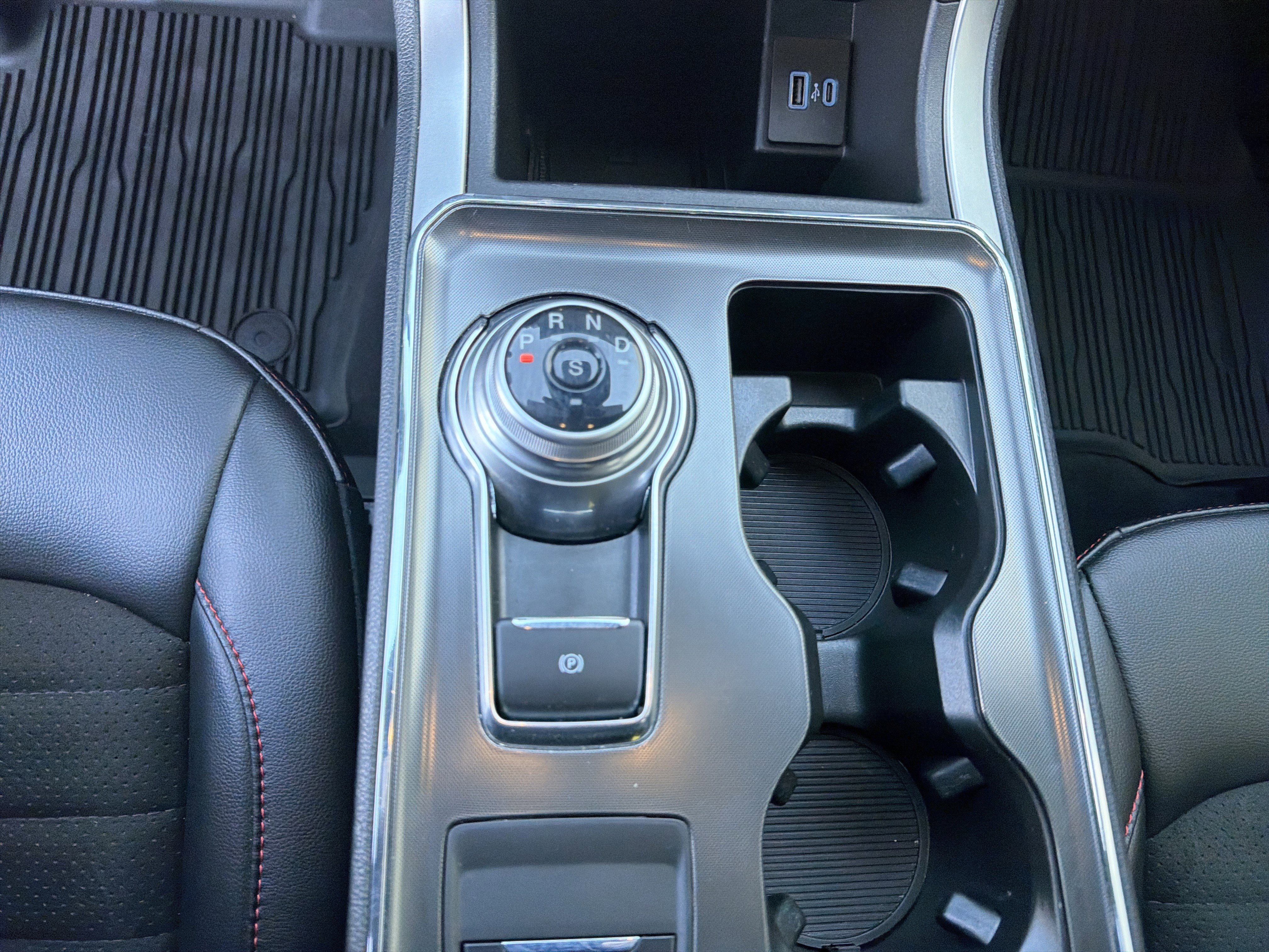 Certified 2023 Ford Edge ST-Line AWD/4WD image 38