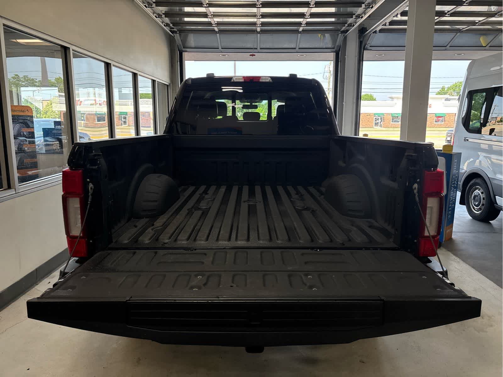 Certified 2021 Ford F250 Lariat AWD/4WD image 9