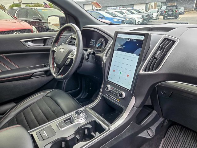 Certified 2024 Ford Edge ST-Line AWD/4WD image 32