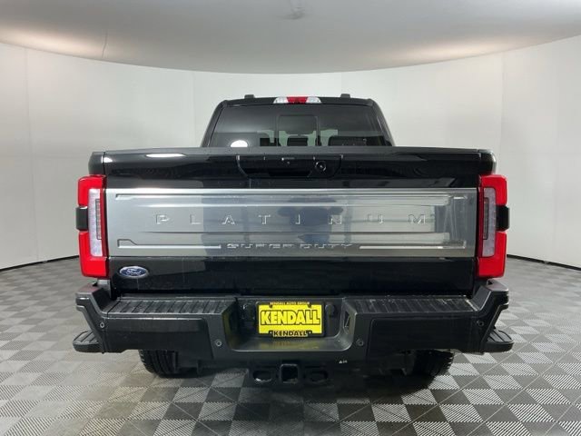 Certified 2025 Ford F250 Platinum w/ Platinum Plus Package image 5