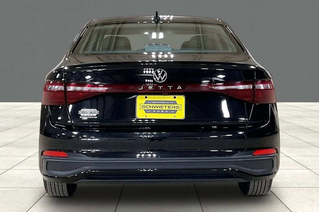 Used 2025 Volkswagen Jetta S FWD image 4