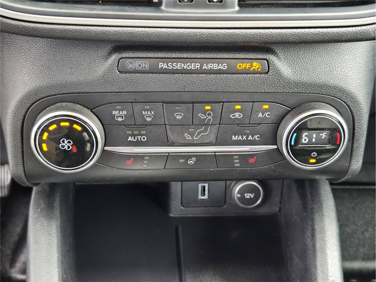 Certified 2020 Ford Escape SEL FWD image 17