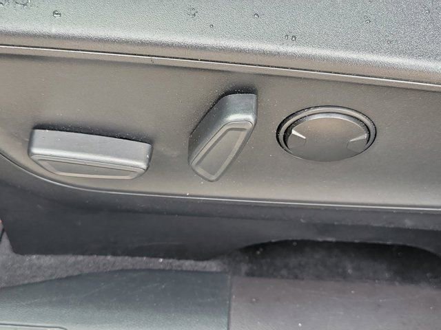 Certified 2023 Ford Escape ST-Line w/ Tech Pack #1 FWD image 24