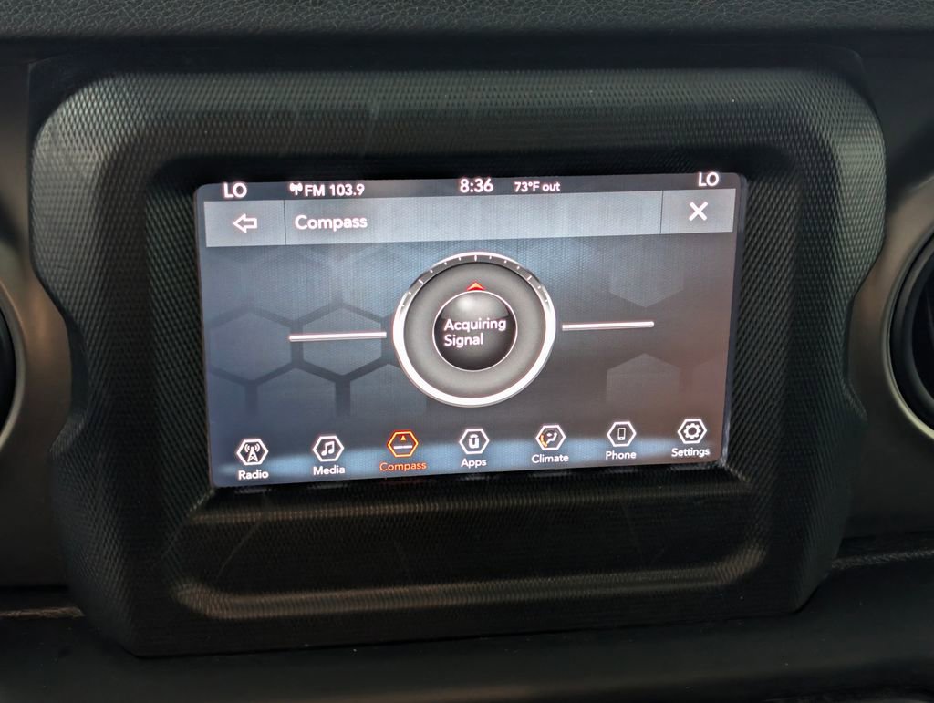 Used 2019 Jeep Wrangler Sport AWD/4WD image 9