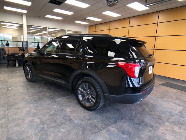 Certified 2024 Ford Explorer XLT w/ Equipment Group 202A AWD/4WD image 5