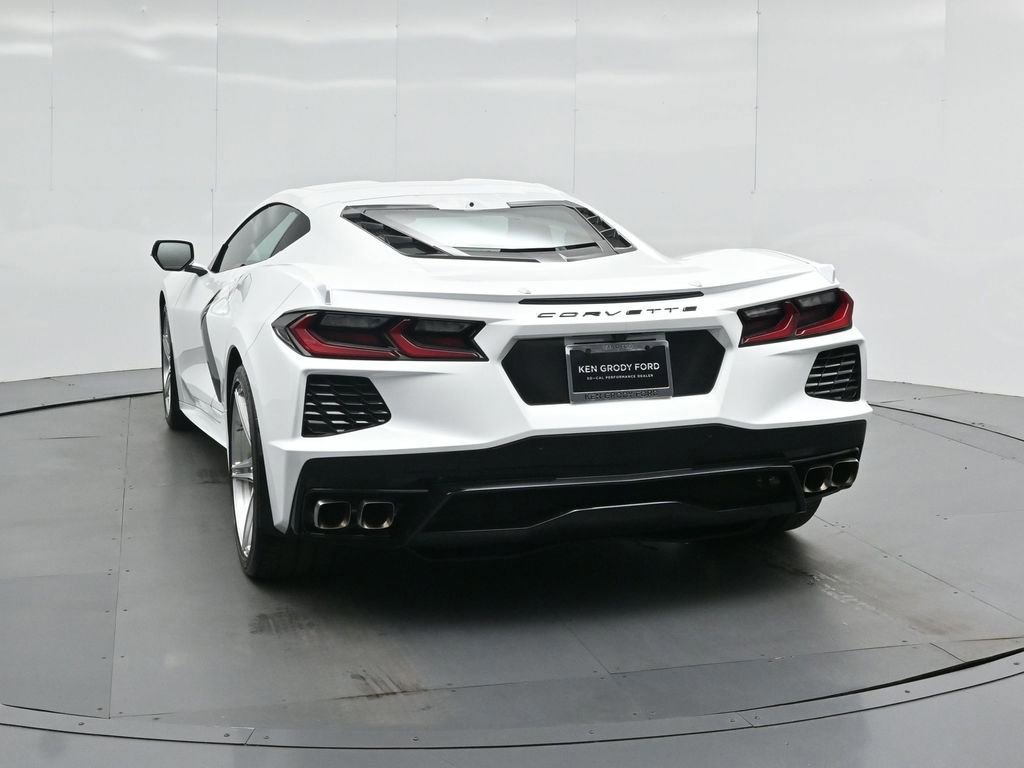 Used 2023 Chevrolet Corvette Stingray Preferred Cpe w/ Z51 Performance Package image 18
