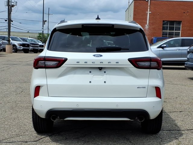 Certified 2023 Ford Escape ST-Line Select w/ Tech Pack #1 AWD/4WD image 18