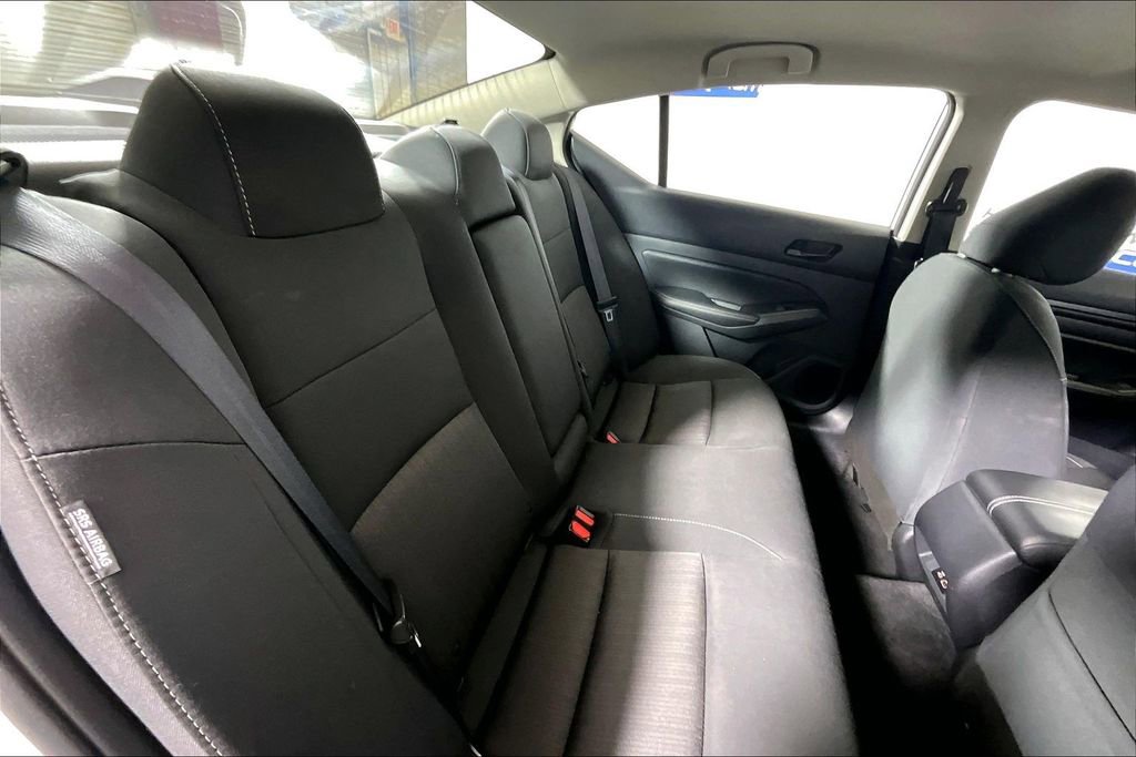 Used 2025 Nissan Altima 2.5 SV FWD image 22