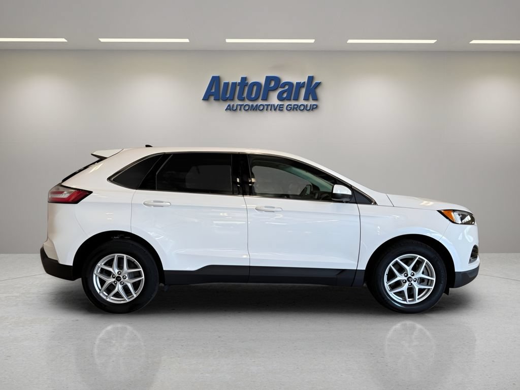 Certified 2023 Ford Edge SEL w/ Convenience Package AWD/4WD image 8