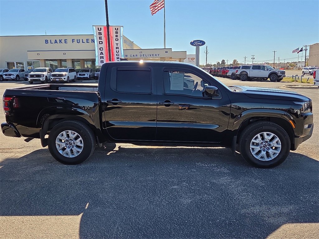 Used 2024 Nissan Frontier SV w/ SV Convenience Package image 4