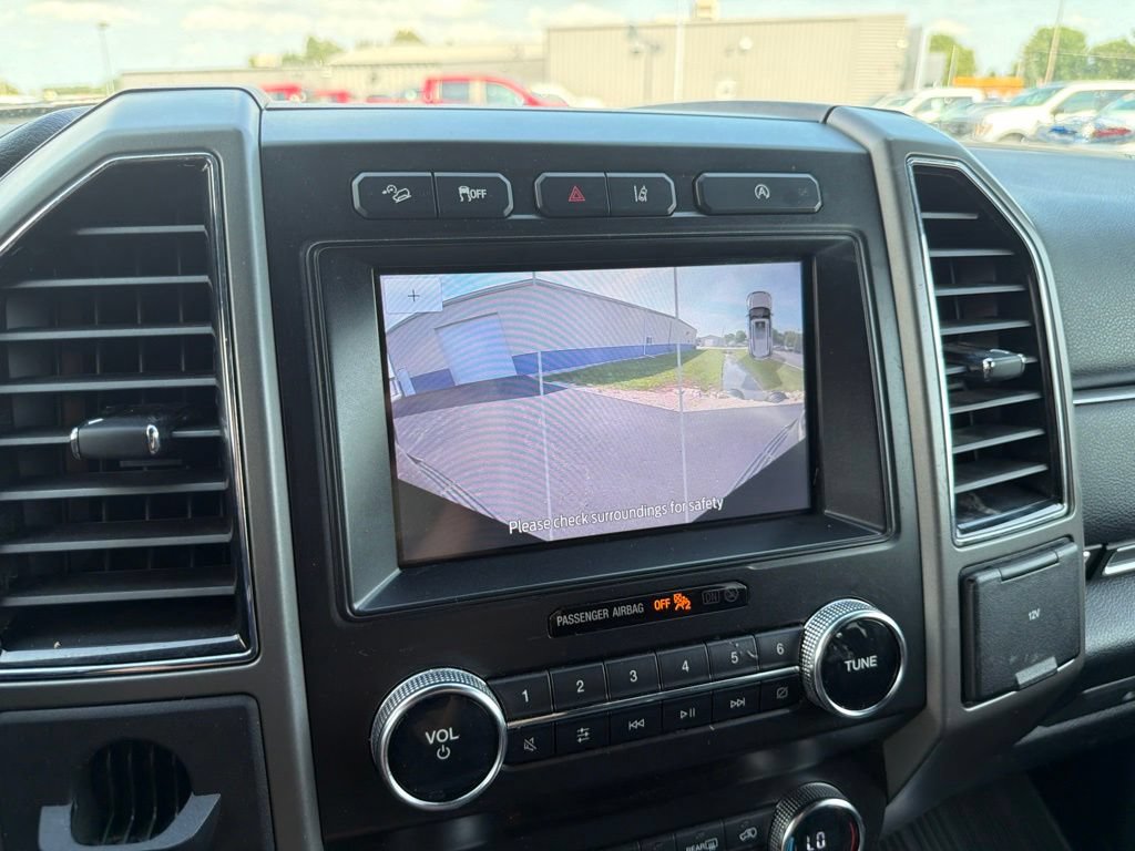 Certified 2020 Ford Expedition XLT w/ Equipment Group 202A AWD/4WD image 19