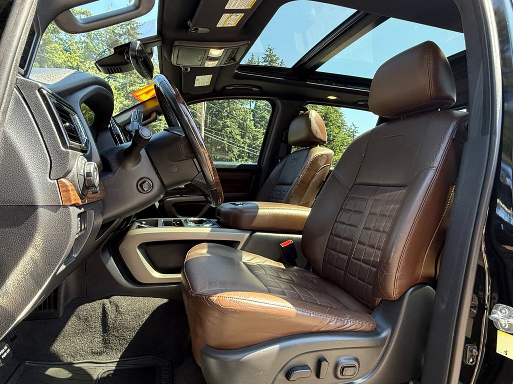 Used 2021 Nissan Titan Platinum Reserve w/ Moonroof Package RWD image 29
