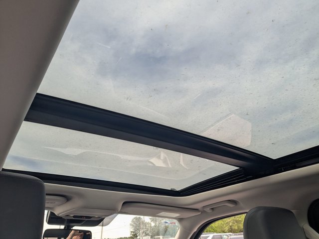 Certified 2025 Ford Expedition Active image 32