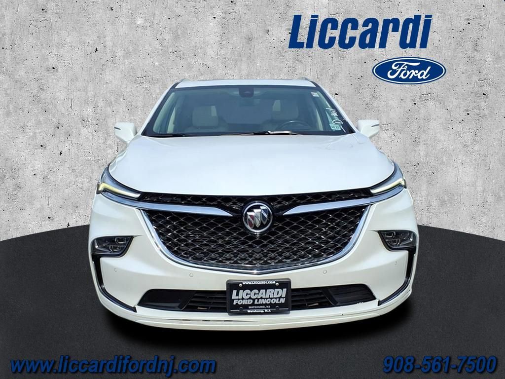 Used 2022 Buick Enclave Avenir w/ Avenir Technology Package AWD/4WD image 2