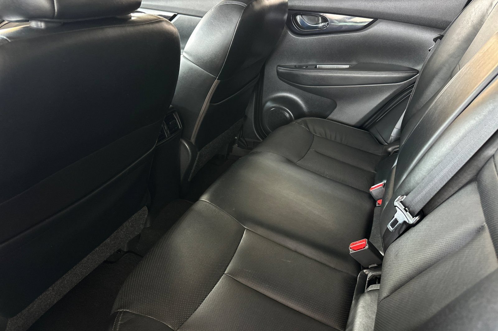Used 2017 Nissan Rogue Sport SL FWD image 11