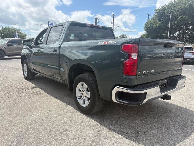 Used 2025 Chevrolet Silverado 1500 LT AWD/4WD image 3
