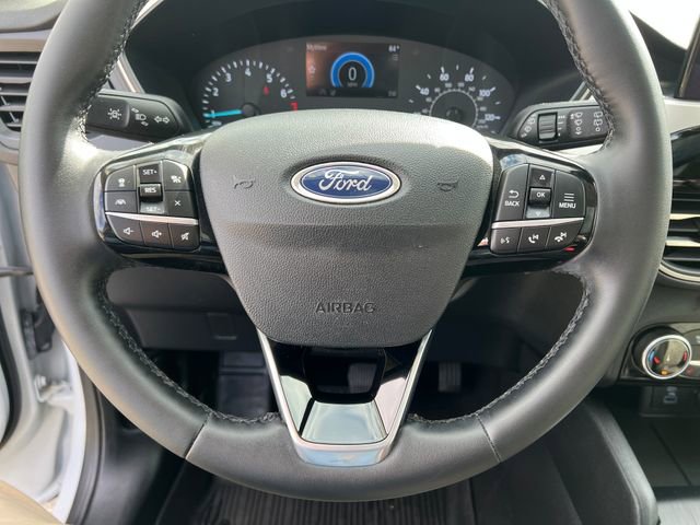 Certified 2022 Ford Escape SE w/ SE Sport Appearance Package AWD/4WD image 19
