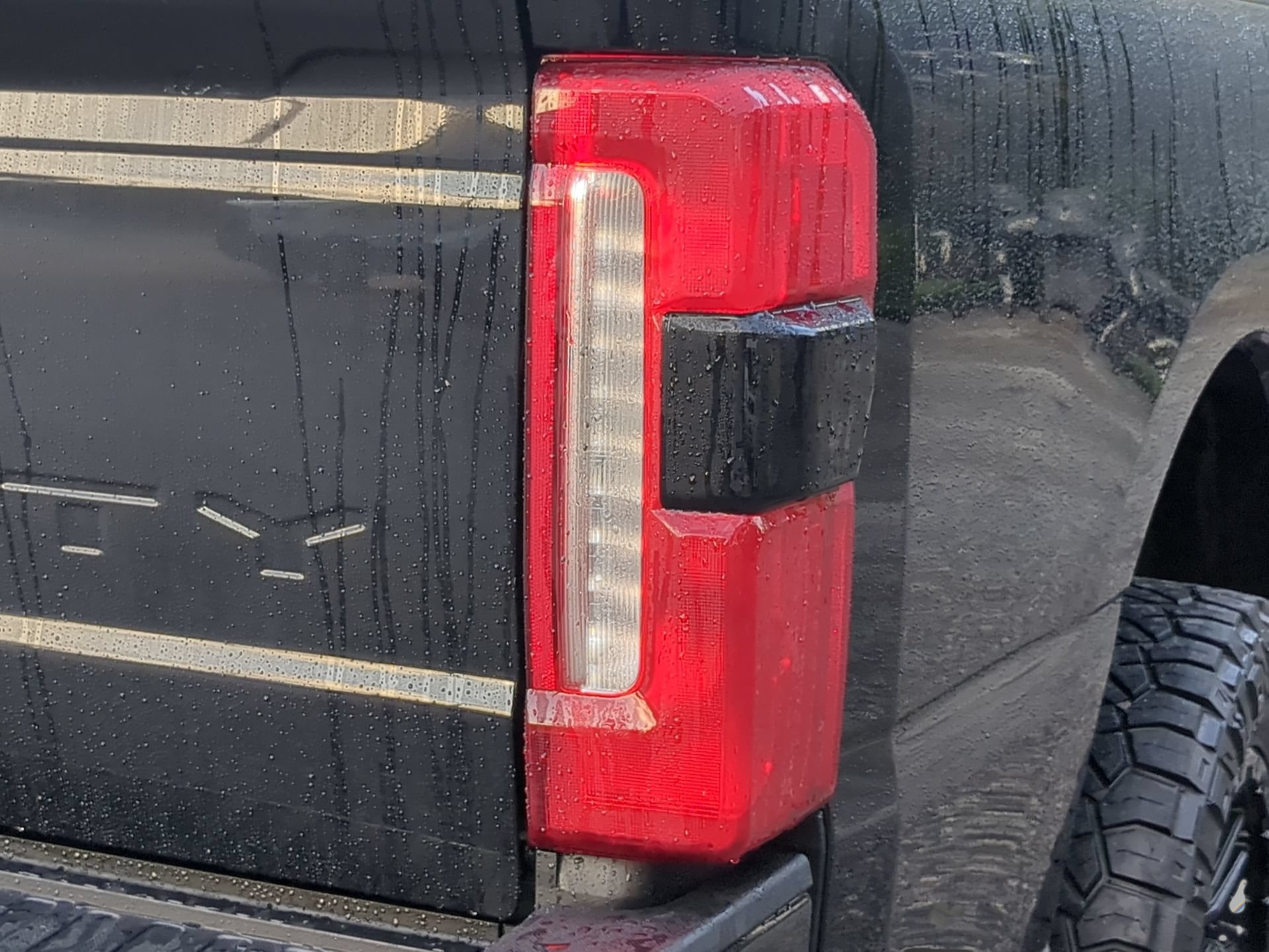 Certified 2025 Ford F250 Lariat w/ Black Appearance Package AWD/4WD image 45