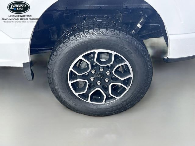 Certified 2022 Ford F150 XLT w/ Equipment Group 302A High image 30