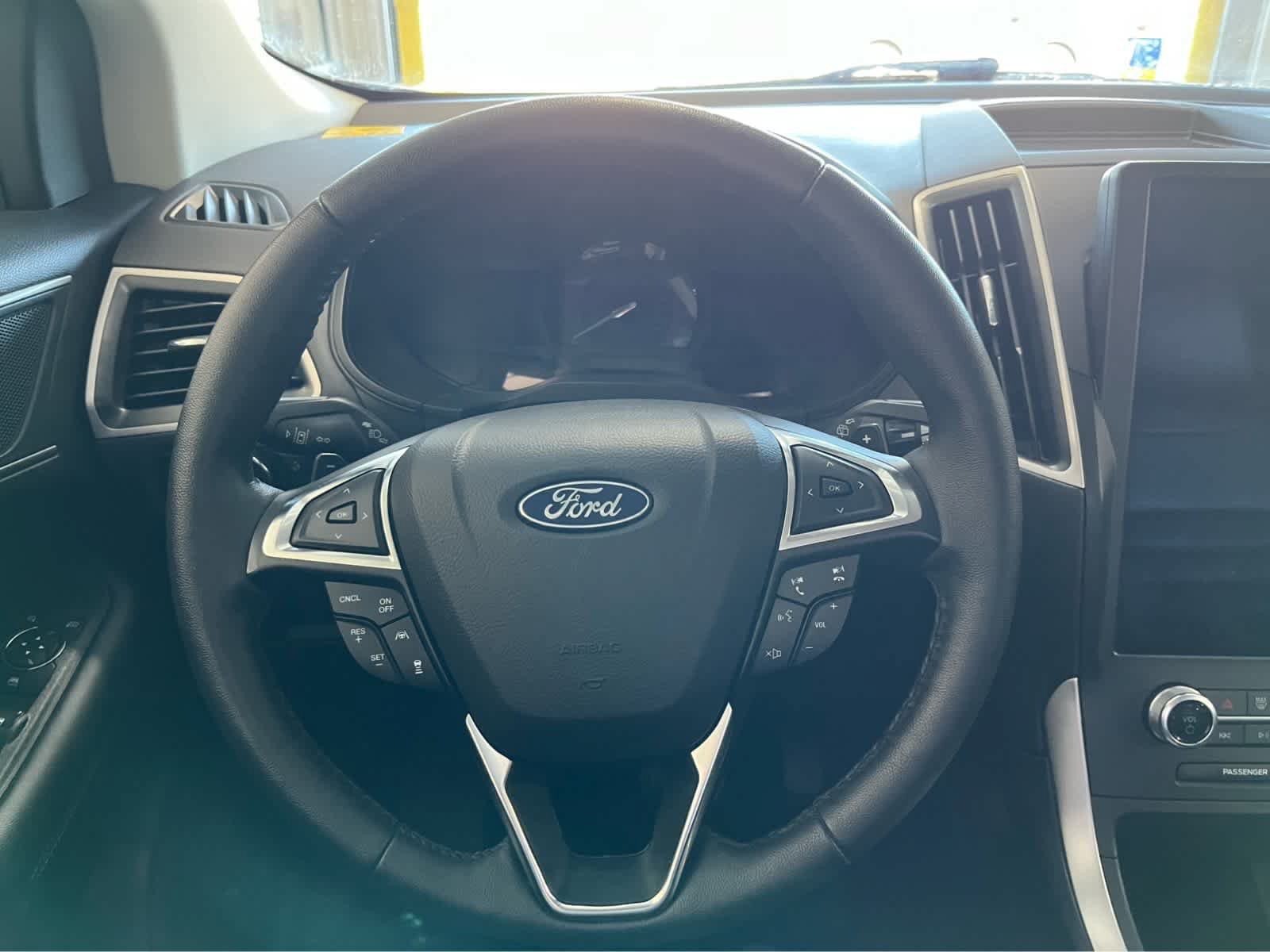 Certified 2024 Ford Edge SEL w/ Convenience Package AWD/4WD image 15