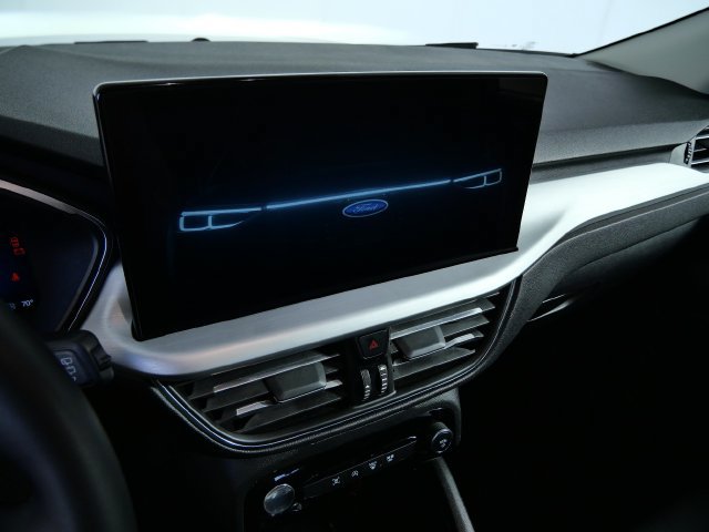 Certified 2025 Ford Escape Platinum AWD/4WD image 19