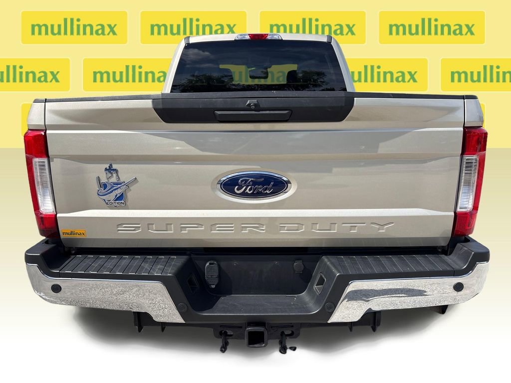 Certified 2018 Ford F250 XLT w/ XLT Value Package AWD/4WD image 8