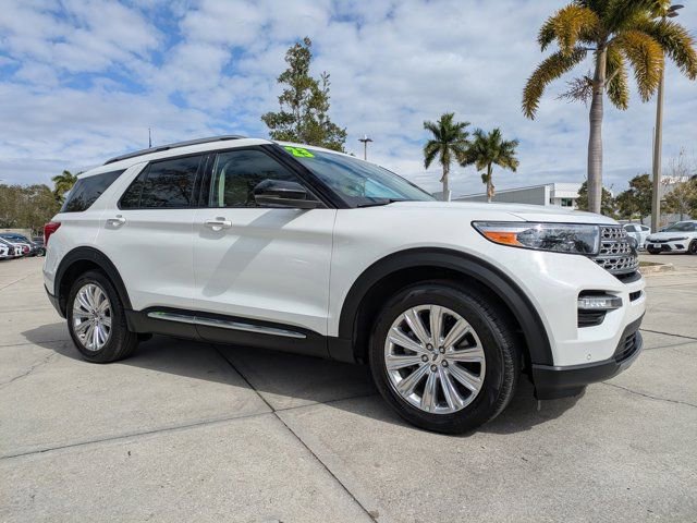 Certified 2023 Ford Explorer Limited w/ Limited Technology Package image 7