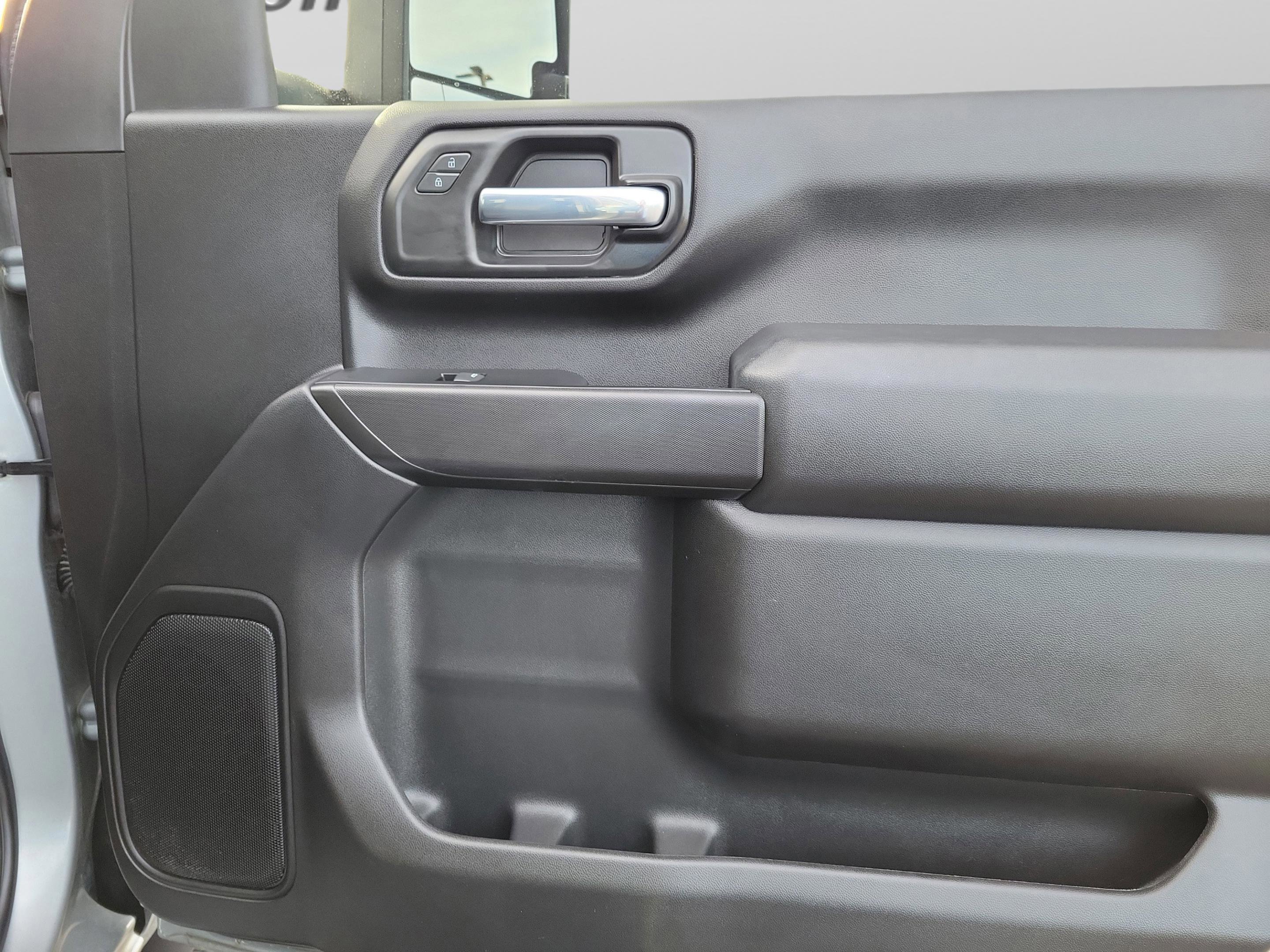 Used 2025 GMC Sierra 3500 Pro w/ 1SA Pro Safety Plus Package AWD/4WD image 27