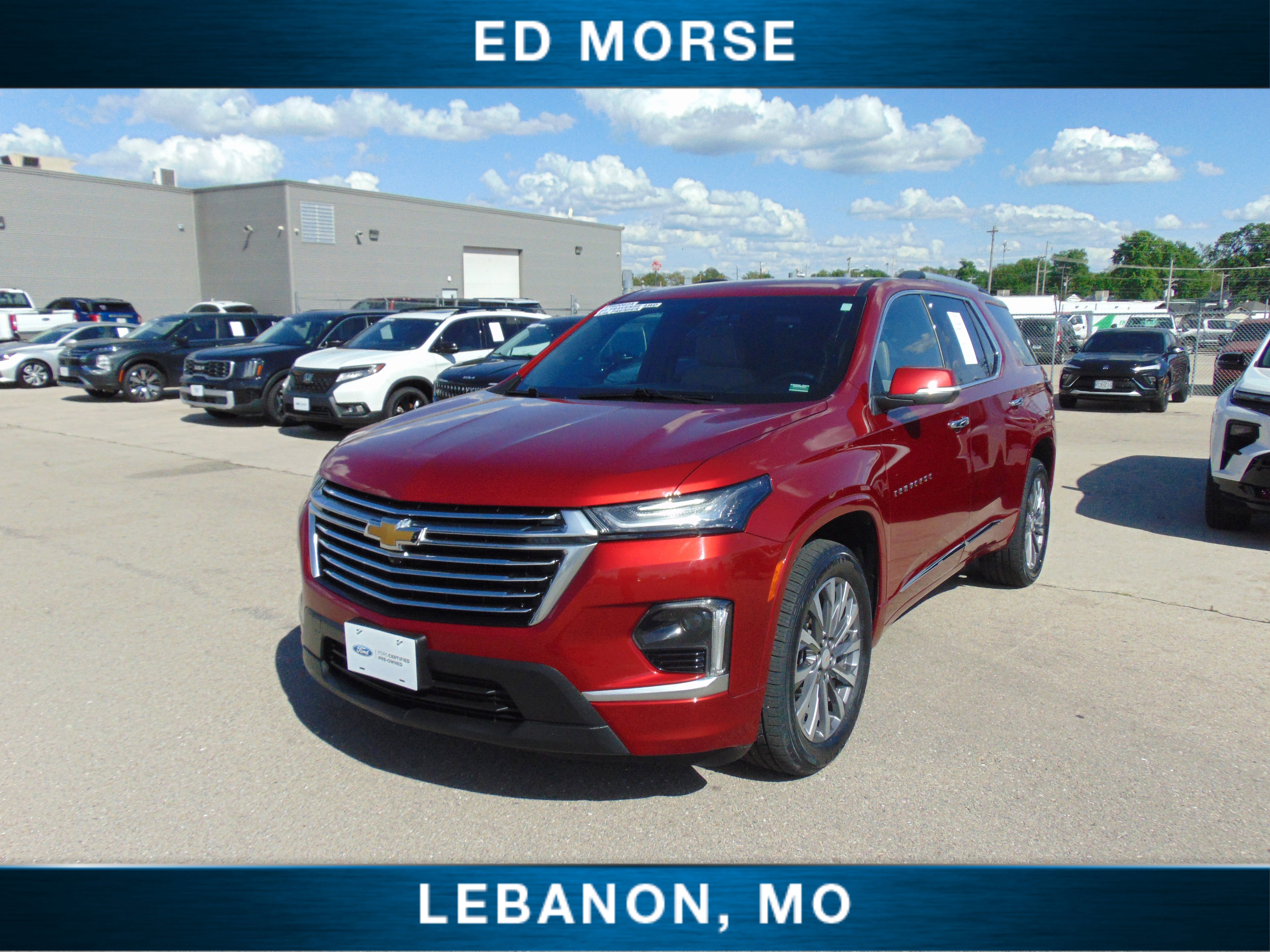 Used 2023 Chevrolet Traverse Premier w/ LPO, Floor Liner Package AWD/4WD image 1