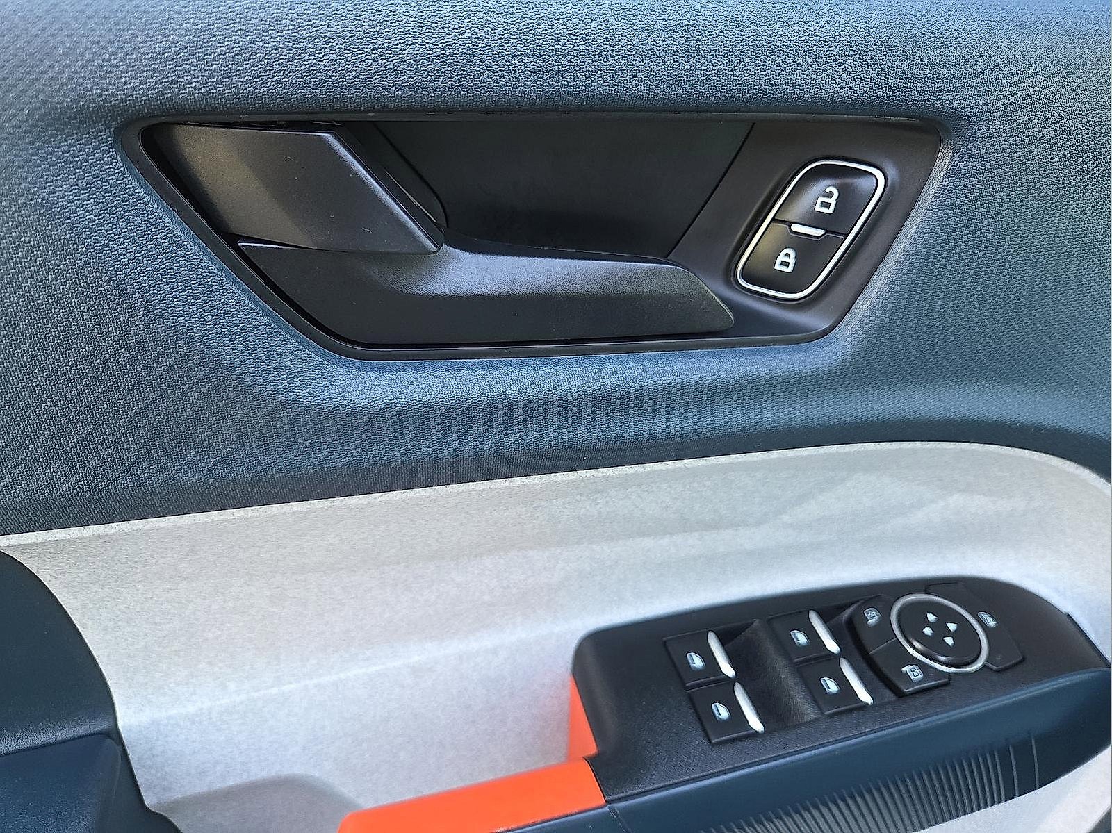 Certified 2022 Ford Maverick XLT image 13