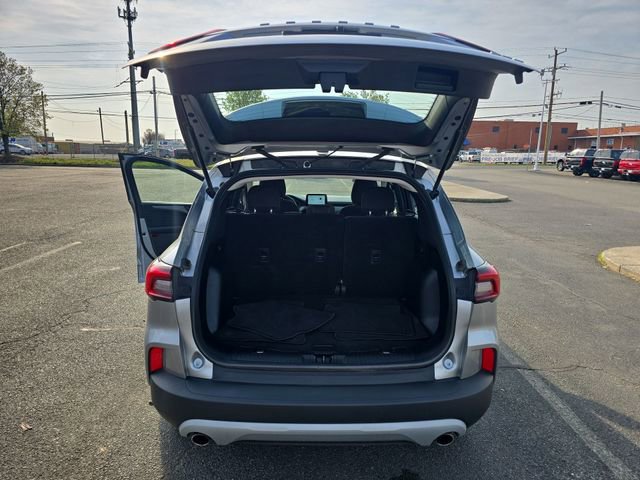 Certified 2023 Ford Escape AWD image 22