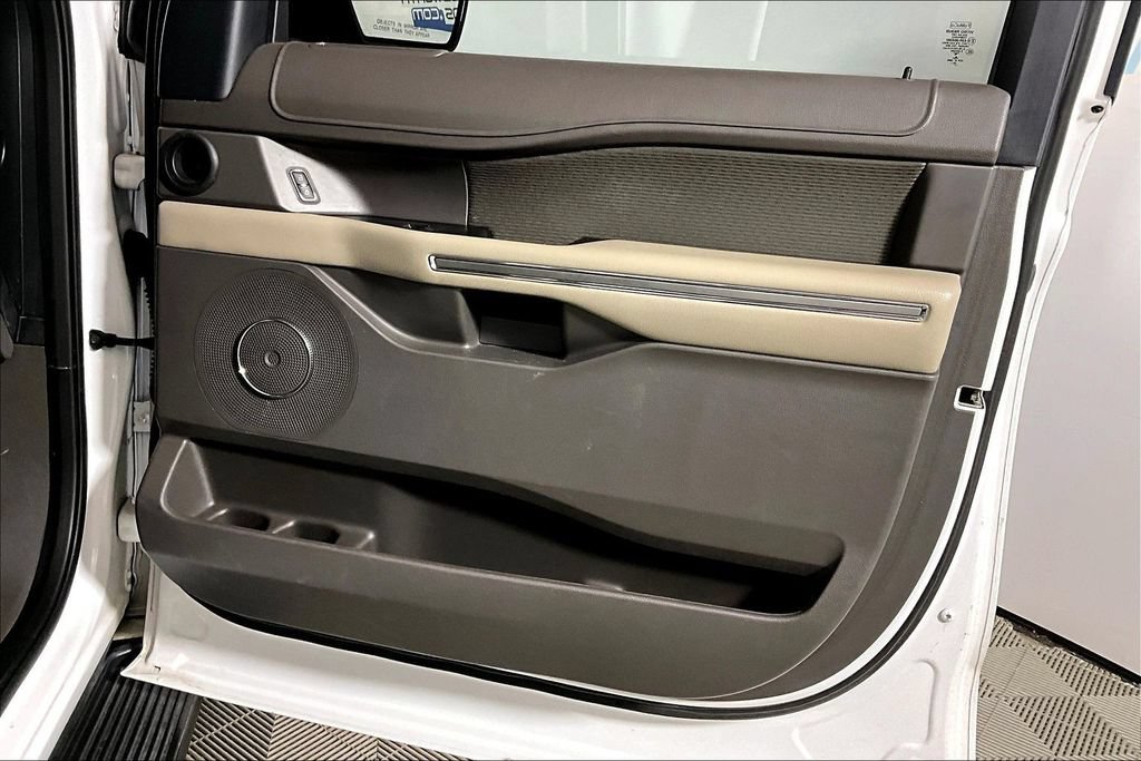Certified 2021 Ford Expedition XLT RWD image 19