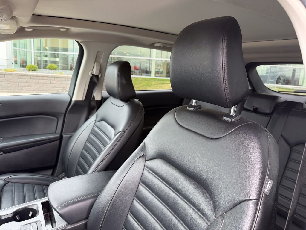 Certified 2021 Ford Edge SEL w/ Convenience Package image 10