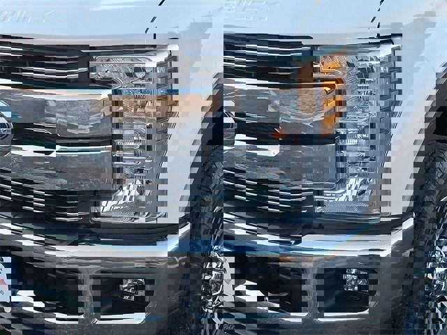 Certified 2019 Ford F250 Lariat w/ Lariat Value Package image 35