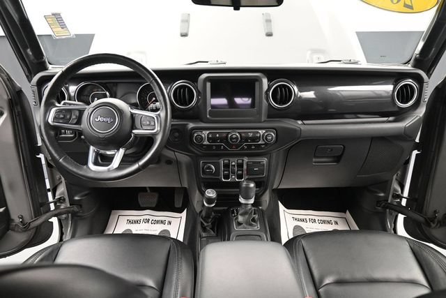 Used 2021 Jeep Wrangler Unlimited Sahara AWD/4WD image 17