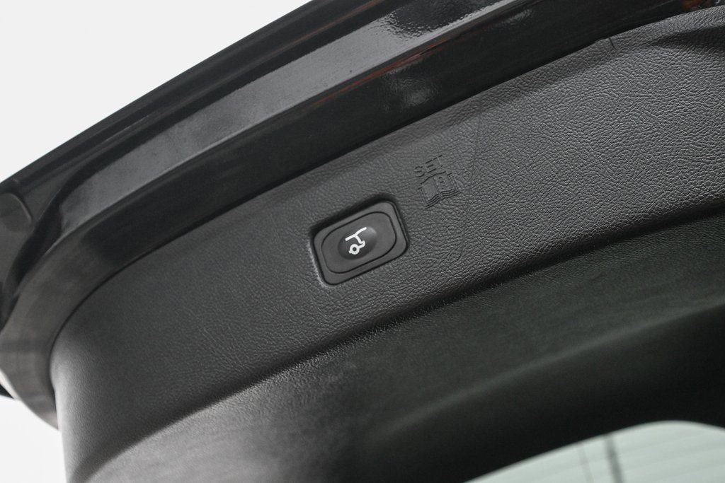 Certified 2024 Ford Edge SEL w/ Convenience Package image 21