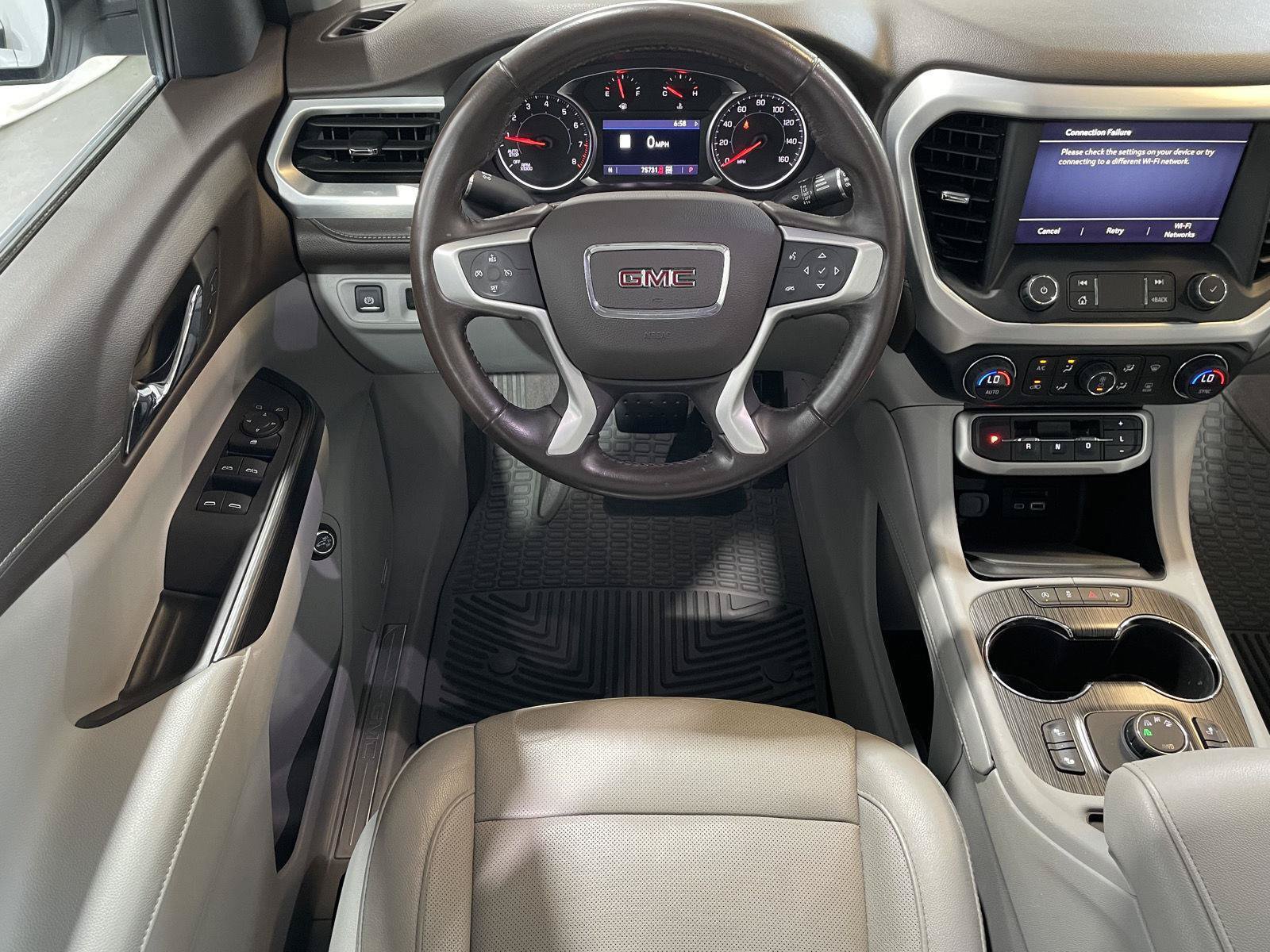 Used 2020 GMC Acadia SLT AWD/4WD image 17
