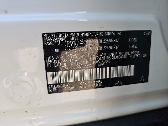 Used 2025 Toyota RAV4 XLE FWD image 35
