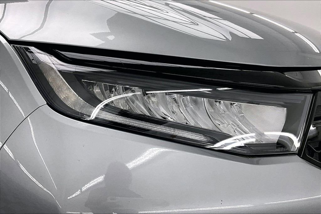 Used 2025 Honda Odyssey Elite image 30